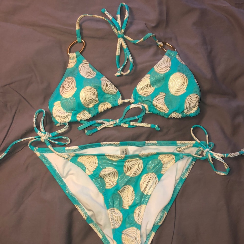 Victoria’s Secret String Bikini Turquoise w/Gold